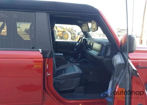 2023 Ford Bronco Black Diamond из США, поврежденный, VIN 1FMDE5BH1PLB27668